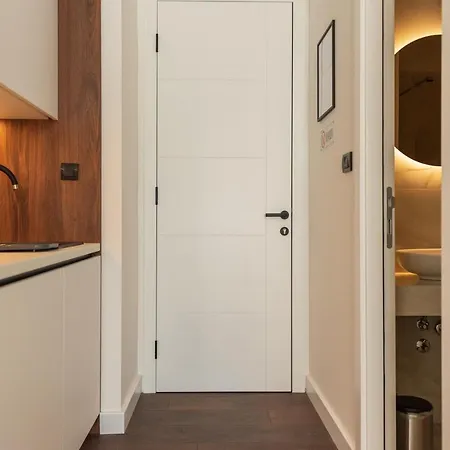 Emerald Free Garage Parking