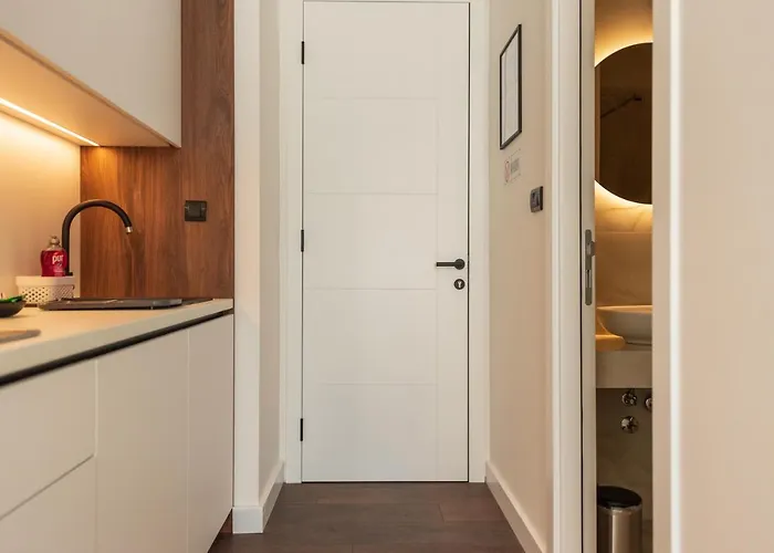 Emerald Free Garage Parking