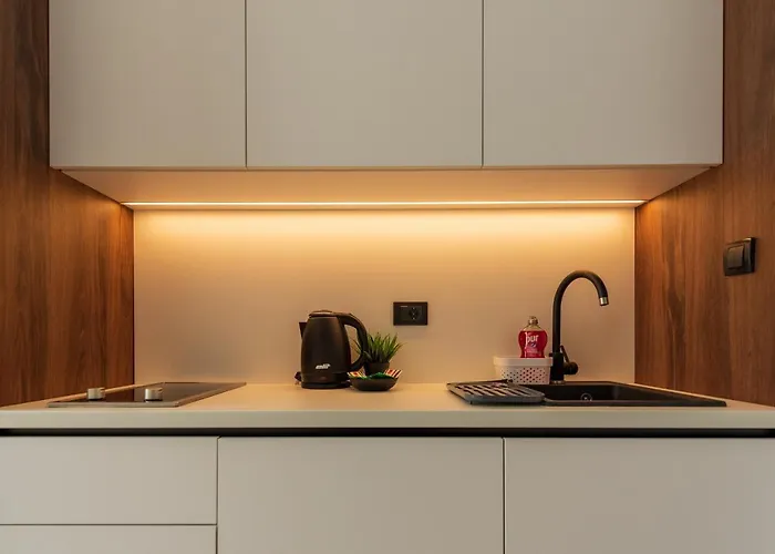 Emerald Free Garage Parking *